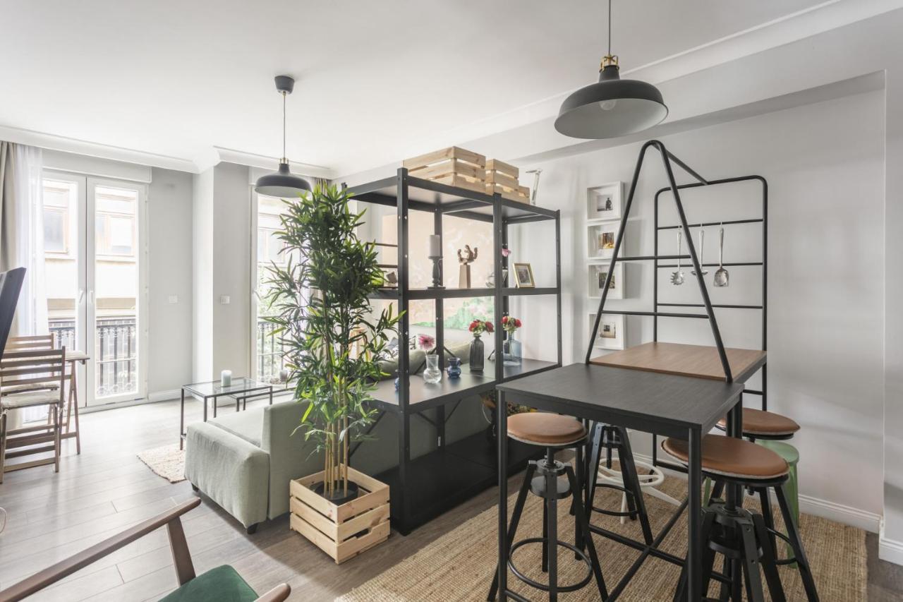 Ferienwohnung Central And Refreshing Flat In Beyoglu Istanbul Exterior foto
